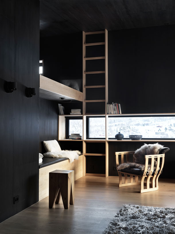 Blacklodge-Schueco-10-X.jpg