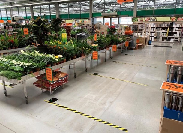Hornbach-otvorenie-4-X.jpg