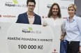Víťazi súťaže si odniesli aj odmenu 100-tis. Kč